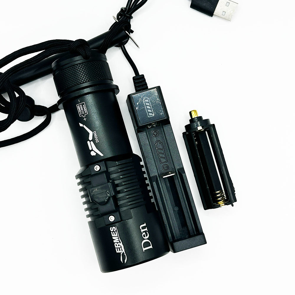 Ermes Flashlight DEN